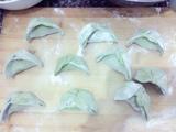 菠菜面皮水饺（白菜猪肉馅）的做法[图]