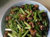 香辣蒜苗鸡胗的做法[图]
