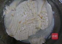 手工做新鲜的意大利里科塔乳清奶酪(纯乳清奶酪)乳清芝士的做法图解2
