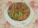 肉丝蒜苔炒饼