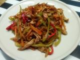 酸萝卜尖椒炒肉