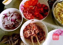 番茄肉酱意面的做法图解2