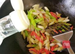 炒糖醋芡实茎的做法图解10