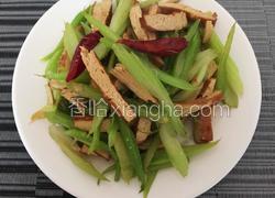 家常芹菜炒香干