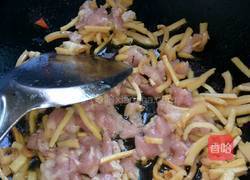 儿童版鱿鱼丝炒肉的做法图解7