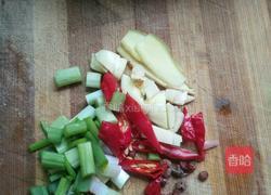 土豆炖排骨的做法图解2