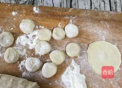 黄蘑芹菜猪肉饺子的做法图解12