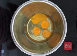 香椿鸡蛋饼的做法图解3