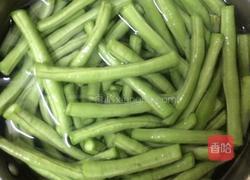 四季豆炒牛肉的做法图解4