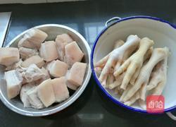 红烧鸡爪五花肉的做法图解3