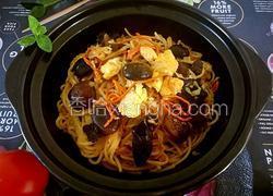 虫草花炒意面