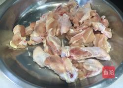 咖喱土豆鸡块的做法图解1
