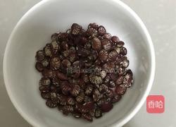 养颜斑马豆汤的做法图解1
