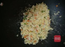黄金炒饭的做法图解4