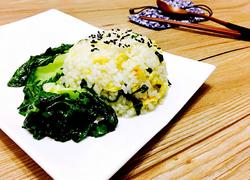 鹅蛋翡翠炒饭