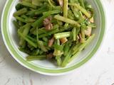 芹菜青椒炒肉丝