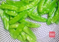 荷兰豆炒腊肠的做法图解4