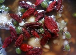 美颜绿豆珍珠粒汤