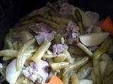 炖排骨土豆四季豆的做法[图]
