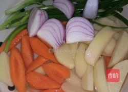 炖排骨土豆四季豆的做法图解6