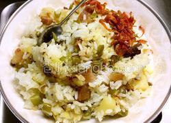 腊肉土豆豇豆饭