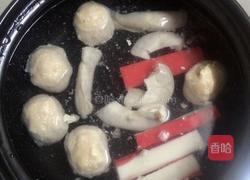 蟹柳夹心丸猪肠汤的做法图解1