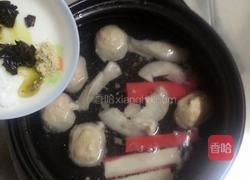 蟹柳夹心丸猪肠汤的做法图解3