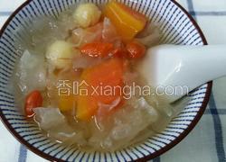 木瓜银耳莲子汤