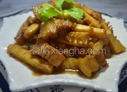 五花肉炖鲜竹笋