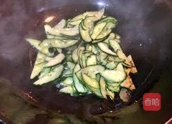 黄瓜炒鸡蛋的做法图解5