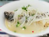 萝卜丝鲫鱼汤
