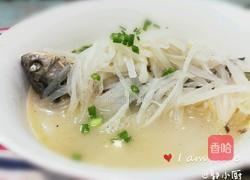 萝卜丝鲫鱼汤的做法图解7