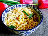 葱油鸡丝拌面
