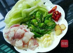 茭白炒肉的做法图解2