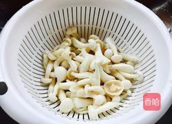 鲜菇西红柿鸡蛋汤的做法图解3