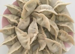 韭菜鸡蛋粉丝饺子