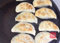 韭菜盒子的做法图解15
