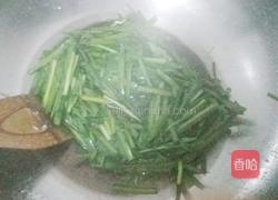 鸡蛋炒韭菜的做法图解7