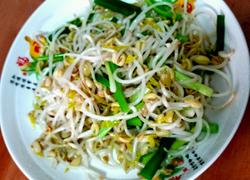 自发绿豆牙