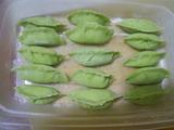 美味的菠菜皮芹菜饺子的做法[图]