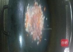 荠菜春笋瘦肉炒饭的做法图解3