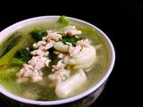 白苋菜拍蒜肉丝汤