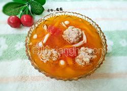 海鲜菇西红柿肉丸汤