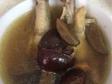 当归红枣鸡爪汤