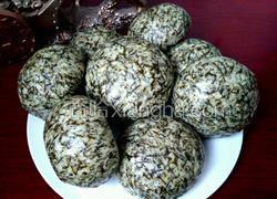 胡萝卜樱子窝头（胡萝卜叶）
