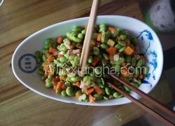 胡萝卜肉丝炒毛豆