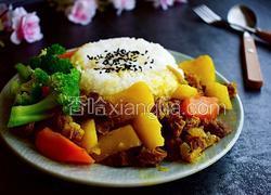 西兰花咖喱牛腩饭