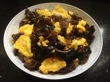 蒜香木耳炒鸡蛋