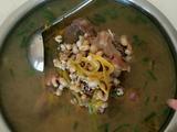 黄花菜黄豆薏米筒骨汤