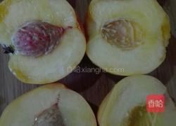 黄桃罐头的做法图解2
